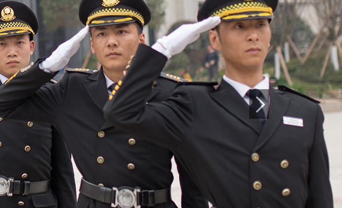 銀行保安如何應(yīng)對(duì)突發(fā)安全事件？需與哪些團(tuán)隊(duì)協(xié)作？