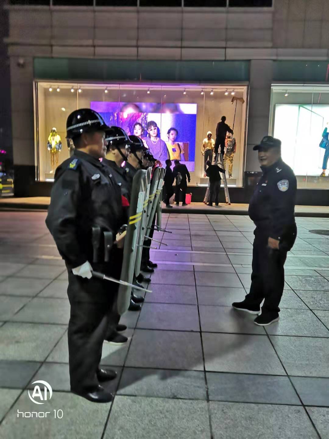 大家知道保安員是什么嗎？下面跟著襄陽戎安的介紹一起了解下吧！